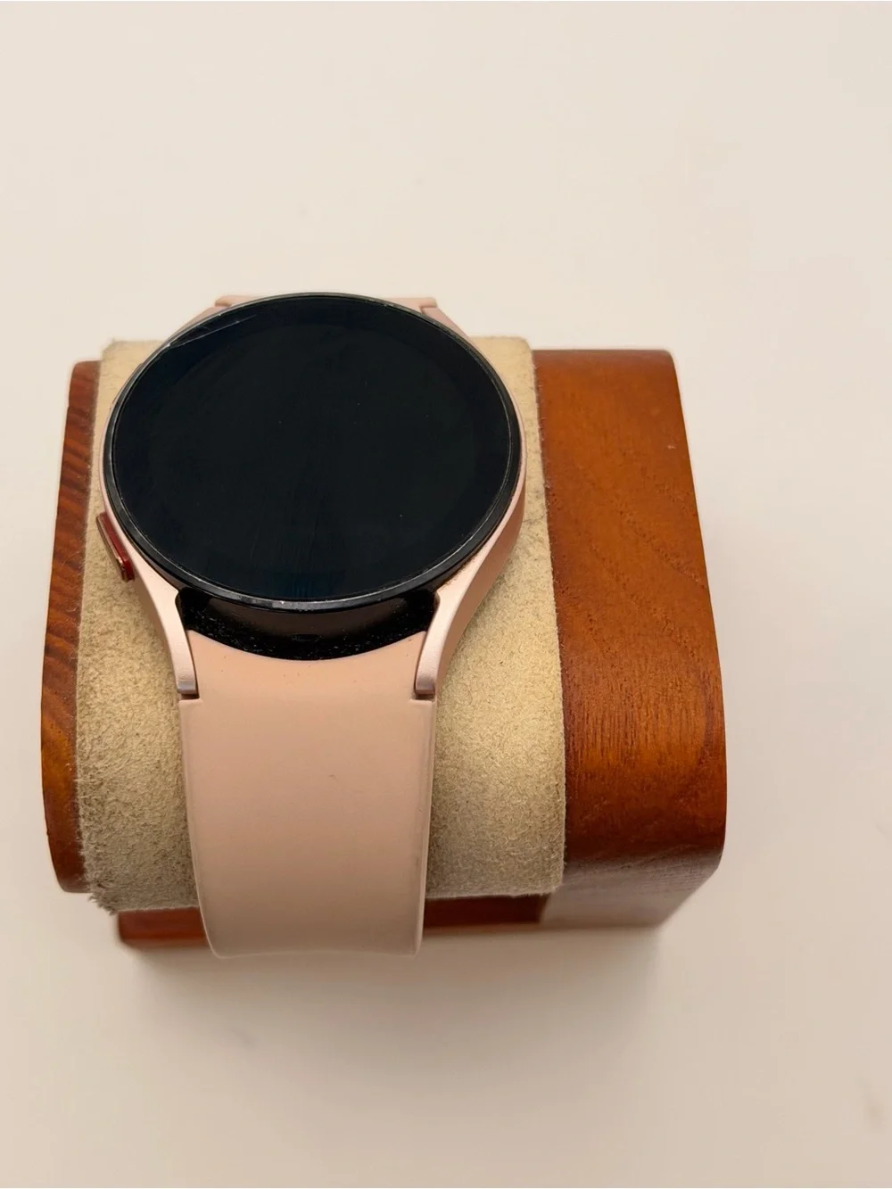 Samsung Galaxy Watch 4, 40mm, Charger included, rose gold & pink, Tested